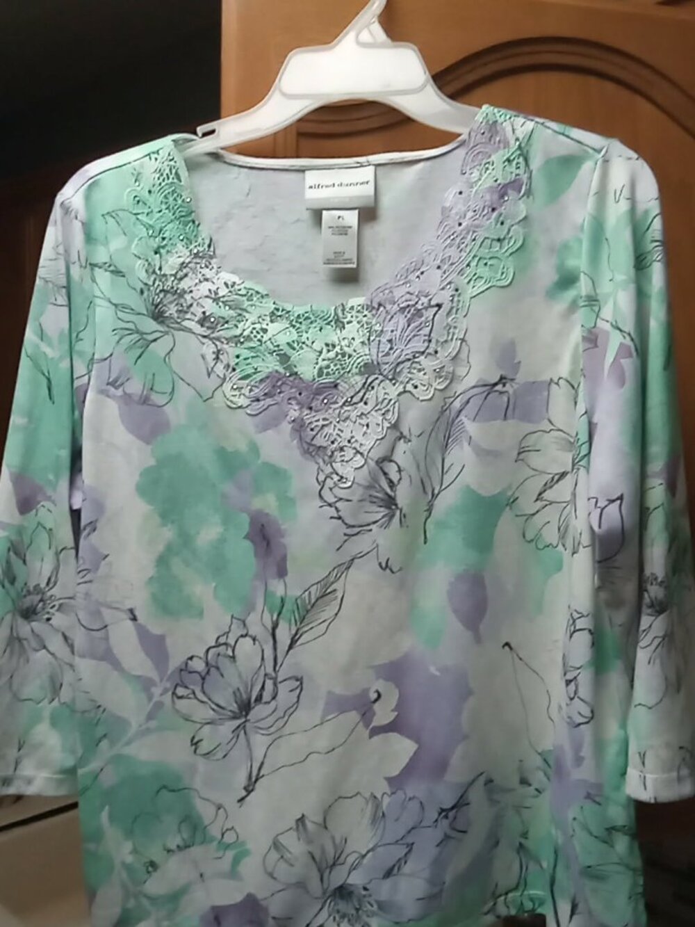 womens top size p large